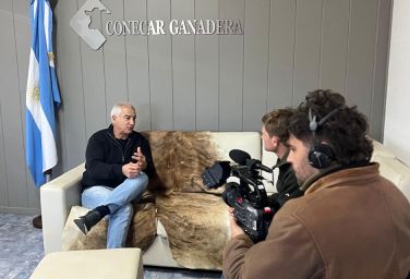 Conecar en un documental de ganadería internacional